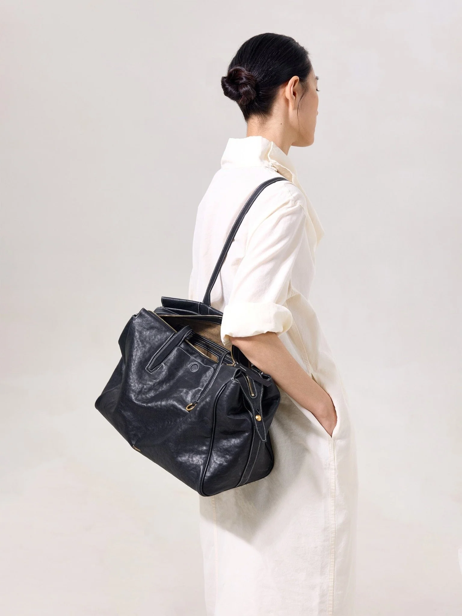 Medium Yore Duffle Bag - Image 3