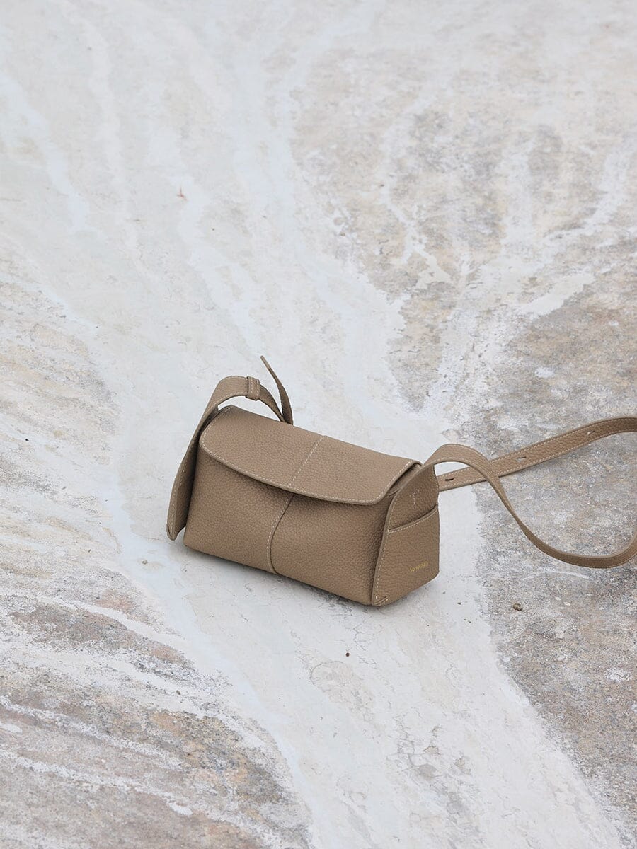 Mini Drippy Roof Bag - Image 6